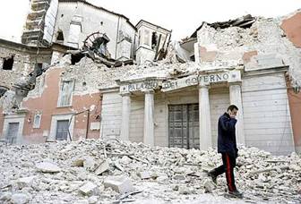 ITALY-QUAKE/